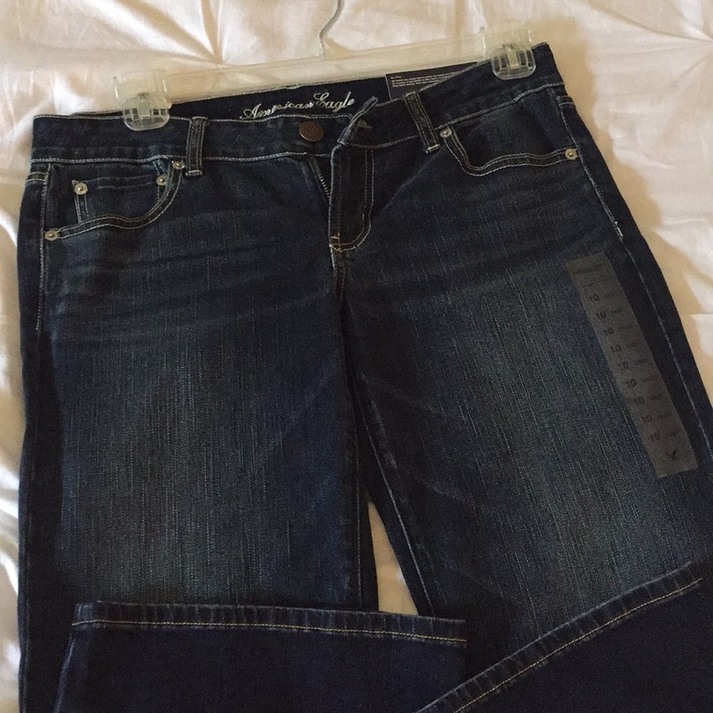 American Eagle favorite boyfriend jeans size 10